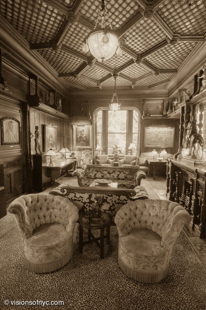 Interiors — photo 038