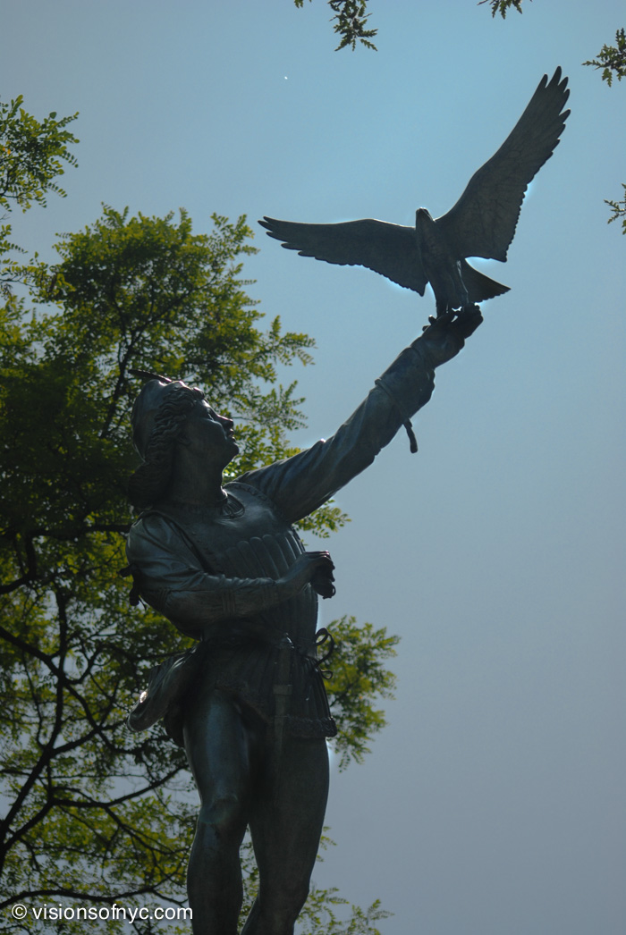 Sculpture — photo 017