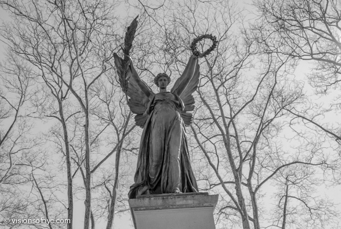 Sculpture — photo 021