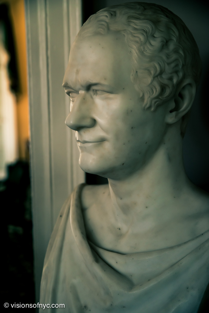 Sculpture — photo 025